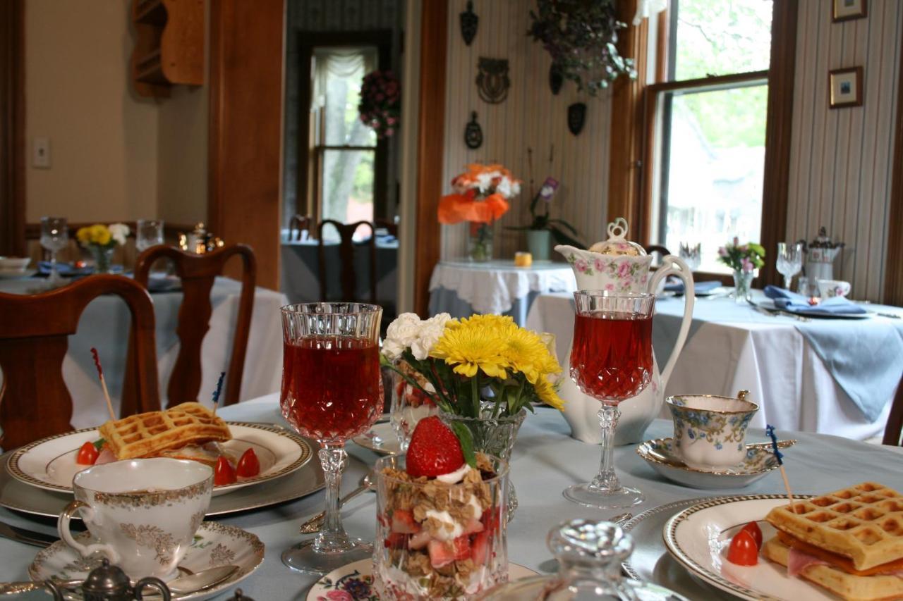 The Governor'S Inn Ludlow Esterno foto